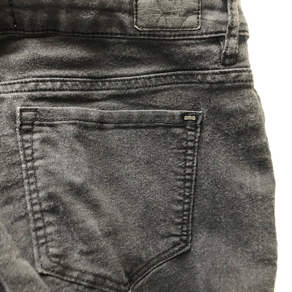 Black high wasted skinny jeans - Picture 3 of 3